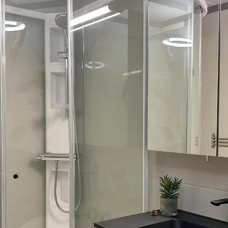 2 Bedroom Cozy In Appartamento *